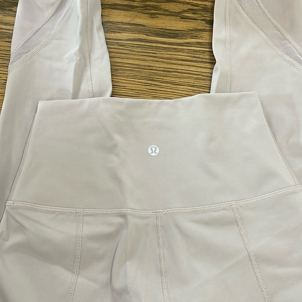 lululemon scalloped leggings